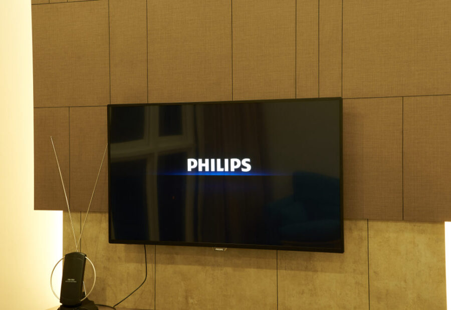 Philips Hue Play Gradient Strip Light Pro